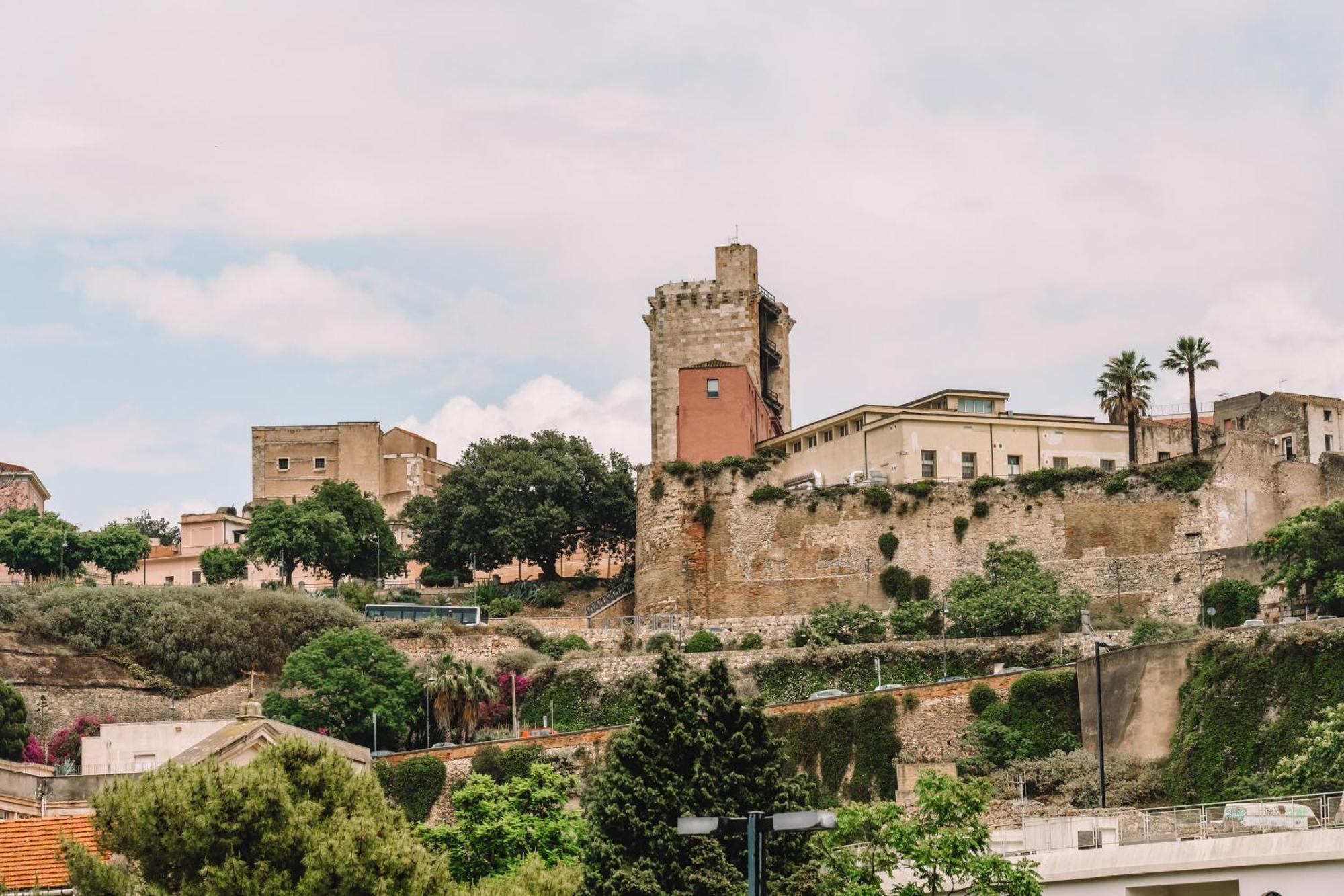 Le Tre Grazie Villa Cagliari Eksteriør bilde
